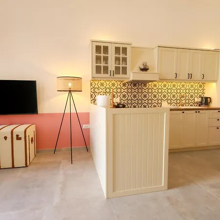 Arbarorisa Traditional Apartamento Mesaria