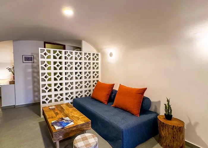 Arbarorisa Traditional *