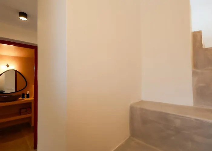 Arbarorisa Traditional *