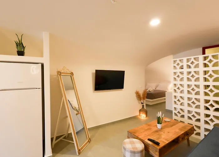 Arbarorisa Traditional Apartmán Mesariá