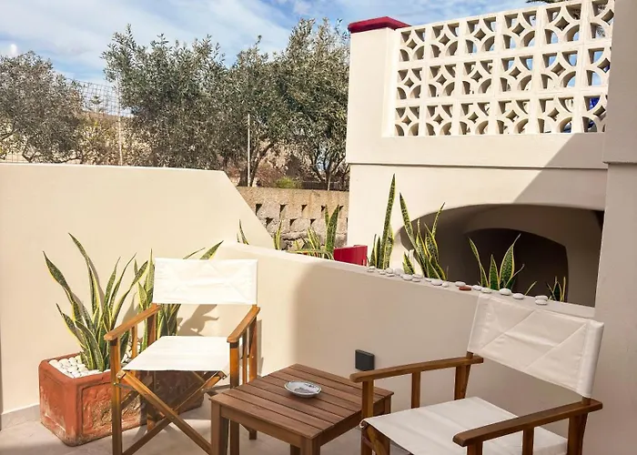 Arbarorisa Traditional *