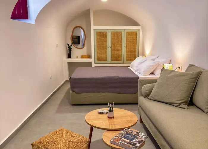 Arbarorisa Traditional * Messaria (Santorini)