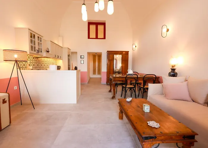 Arbarorisa Traditional Messaria (Santorini)