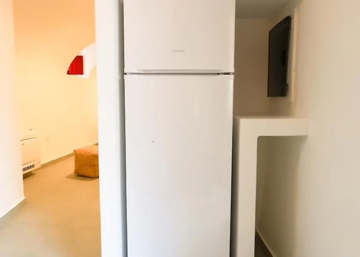 Arbarorisa Traditional * Messaria (Santorini)