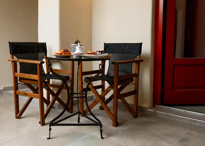 Arbarorisa Traditional * Messaria (Santorini)